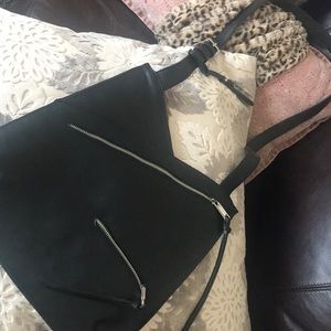 Black satchel by Joe’s